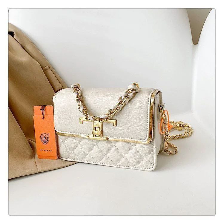 /public/uploads/photos/shares/Suzy bags/IMG_3604.jpeg